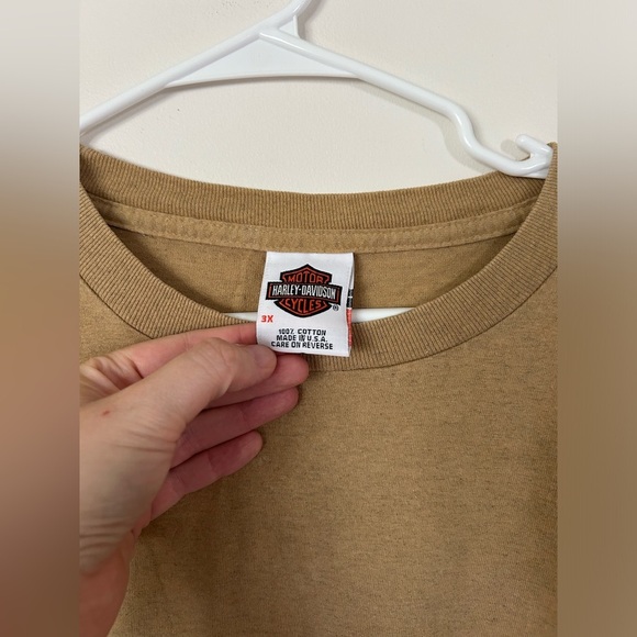 Beartooth Cody, Wyoming Harley Davidson Tan Tshirt - Picture 2 of 7